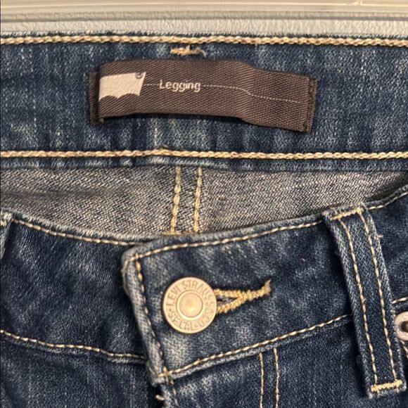 Levi's Blue Legging Jeans 7 M 28 Waist Classic Fit - Picture 7 of 12